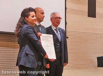 Prefettura - La premiazione di Antonio Vuce