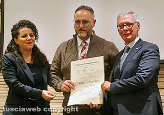 Prefettura - La premiazione di Vincenzo Aquilina
