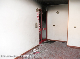 Palazzina in fiamme a Orte