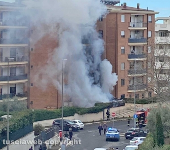 Appartamento in fiamme a Ponte dell'Elce