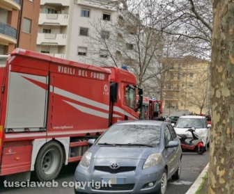 Appartamento in fiamme a Ponte dell'Elce