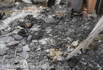 Appartamento in fiamme a Ponte dell'Elce
