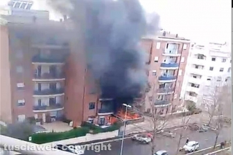 Appartamento in fiamme a Ponte dell'Elce