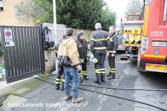 Palazzo in fiamme a Capranica