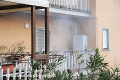 Palazzo in fiamme a Capranica