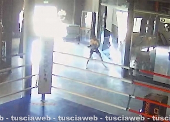 Palestra Next distrutta a Monterosi - Il giovane in azione