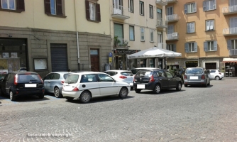 Parcheggio selvaggio in città