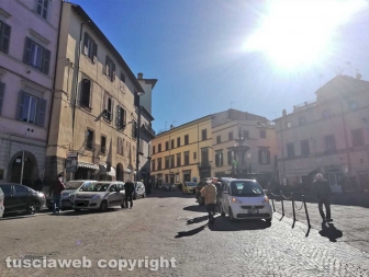 Parcheggio selvaggio in tutto il centro storico
