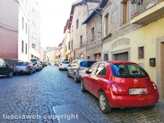 Parcheggio selvaggio in tutto il centro storico