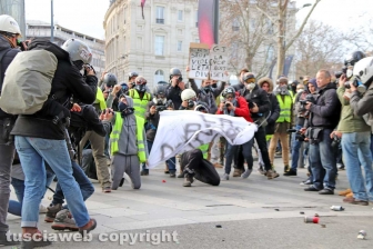 Parigi, fotografi e giornalisti sul campo - 8 dicembre - Foto Daniele Camilli