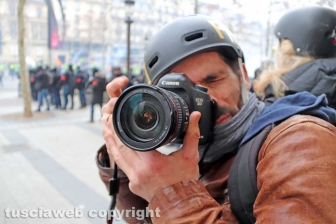 Parigi, fotografi e giornalisti sul campo - 8 dicembre - Foto Daniele Camilli