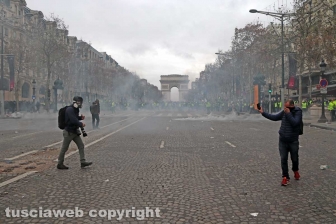 Parigi, fotografi e giornalisti sul campo - 8 dicembre - Foto Daniele Camilli