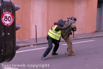 Parigi, fotografi e giornalisti sul campo - 8 dicembre - Foto Daniele Camilli
