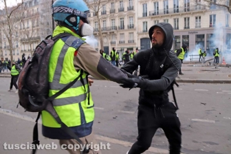 Parigi, fotografi e giornalisti sul campo - 8 dicembre - Foto Daniele Camilli