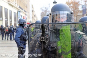 Parigi, i volti in mezzo alla battaglia - 8 dicembre - Foto Daniele Camilli