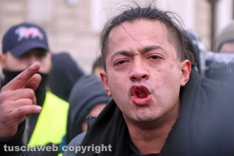 Parigi, i volti in mezzo alla battaglia - 8 dicembre - Foto Daniele Camilli