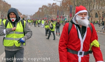 Parigi, i volti in mezzo alla battaglia - 8 dicembre - Foto Daniele Camilli