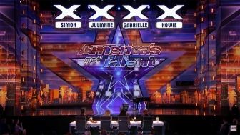 Patrizio Ratto conquista l'America's got talent