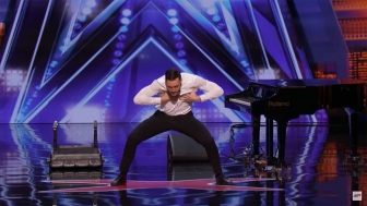 Patrizio Ratto conquista l'America's got talent