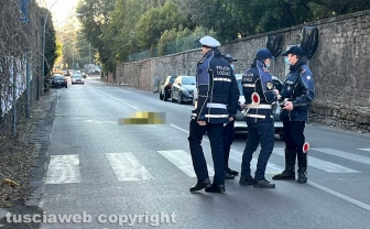 Viterbo - Pedone investito in via del Pilastro