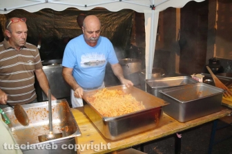 Viterbo - Penne sotto la macchina