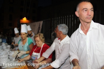 Santa Rosa - Penne sotto la macchina