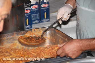 Santa Rosa - Penne sotto la macchina