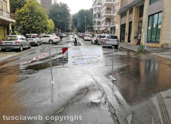 Perdita d'acqua a via Treviso