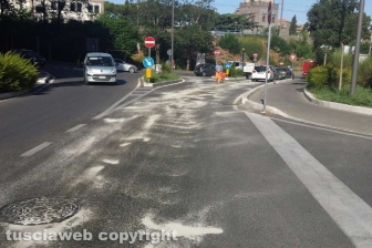 Perdita d’olio tra via Genova e viale Capocci