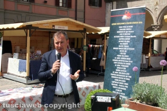 Piacere Etrusco a piazza del Comune