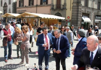 Piacere Etrusco a piazza del Comune
