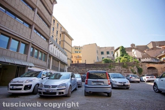 Viterbo - Piazza Campoboio - Inps