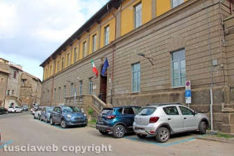 Viterbo - Piazza Dante