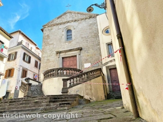 Piazza della Crocetta nastrata