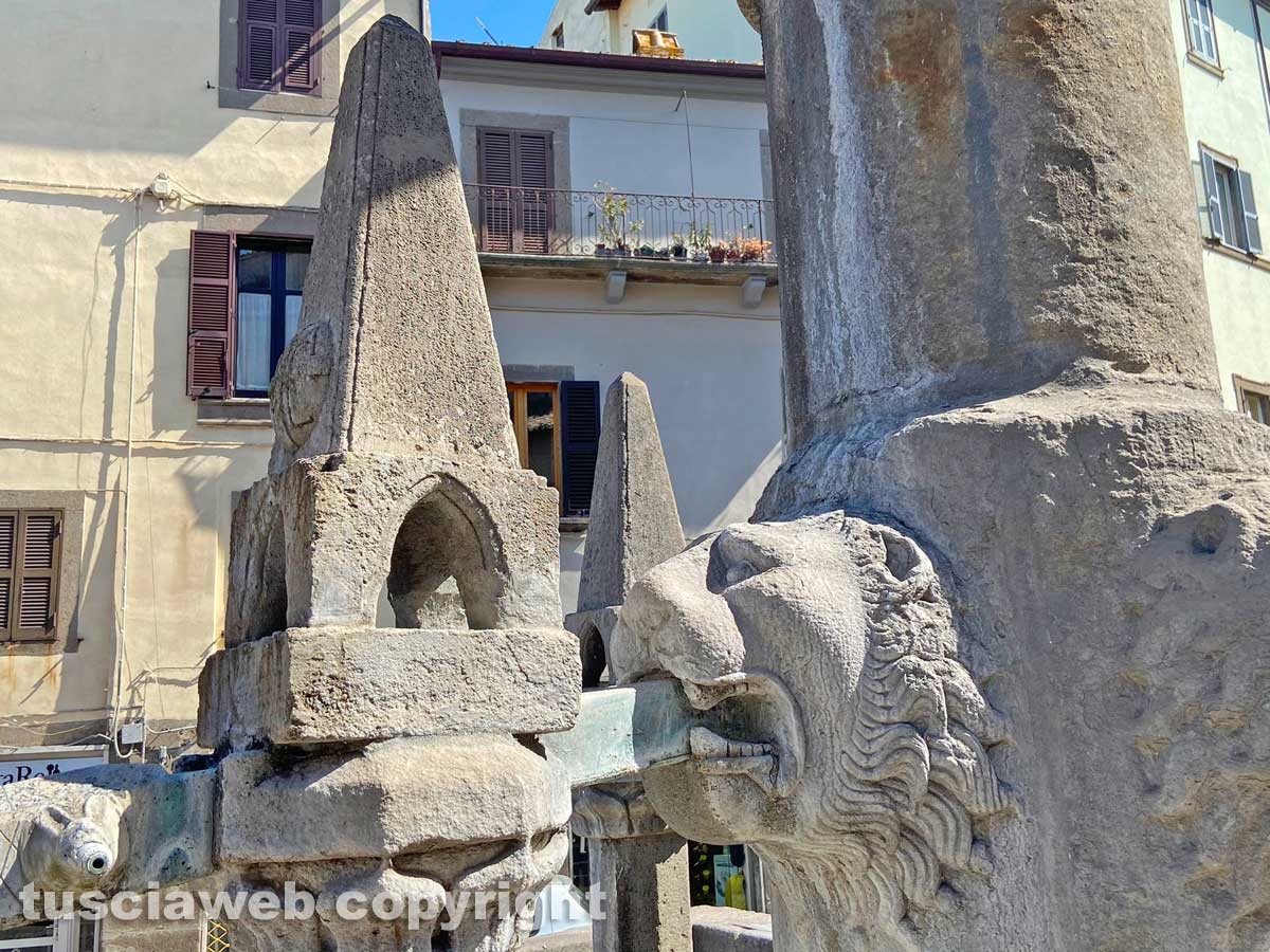 Piazza Fontana grande