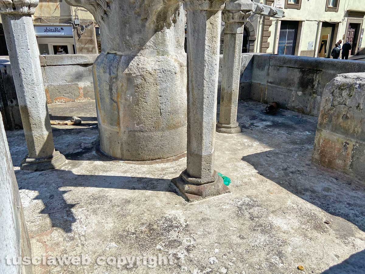 Piazza Fontana grande