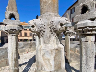 Piazza Fontana grande