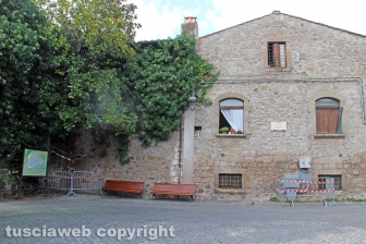 Piazza San Carluccio in sicurezza