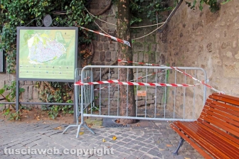 Piazza San Carluccio in sicurezza