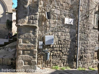 Piazza San Pellegrino nel degrado più completo