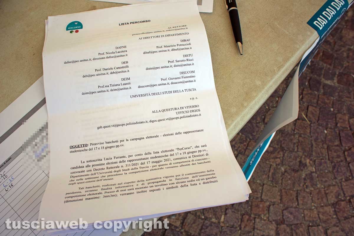 Viterbo - Unitus - La comunicazione del banchetto da parte della lista Percorso
