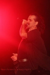 Il miniconcerto di Piero Pelù