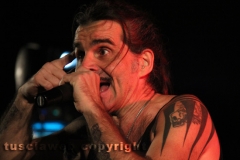 Il miniconcerto di Piero Pelù