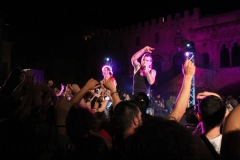 Il miniconcerto di Piero Pelù