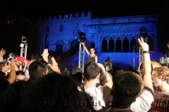 Il miniconcerto di Piero Pelù