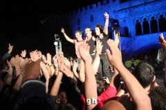 Il miniconcerto di Piero Pelù