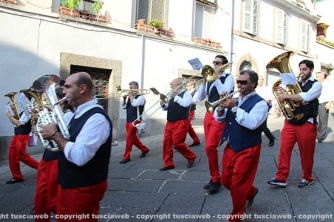 Santa Rosa - Pilastro - Sfilano i minifacchini