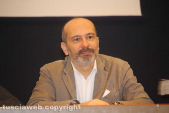 Viterbo - Il Pinocchio di Collodi regalato alle scuole elementari - Donate 3000 copie - La presentazione all'Unitus - Giorgio Nisini