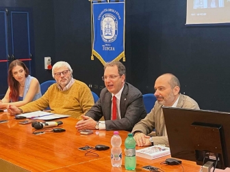 Viterbo - Il Pinocchio di Collodi regalato alle scuole elementari - Donate 3000 copie - La presentazione all'Unitus - Da sinistra Chiara Narduzzi, Carlo Galeotti, Stefano Ubertini e Giorgio Nisini