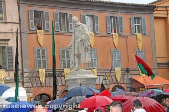 Pioggia e pugnaloni